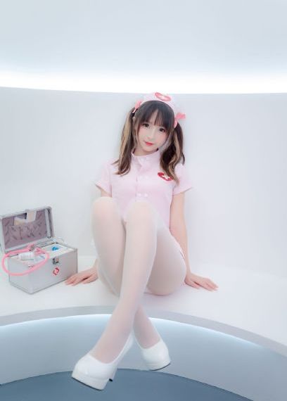 美女被男人扒开腿猛电视_BD英语高清视频观看