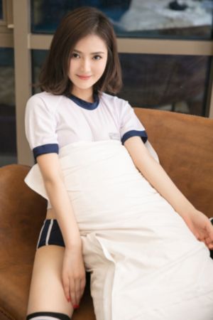 年轻女教师hd中字免费观看_超清在线观看高清