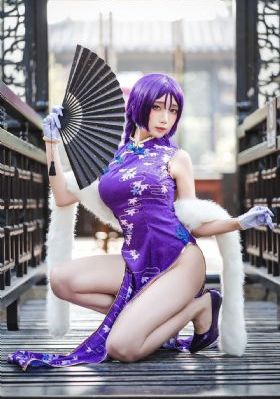 伸到同桌胸罩里摸她奶_高清神马影院手机在线