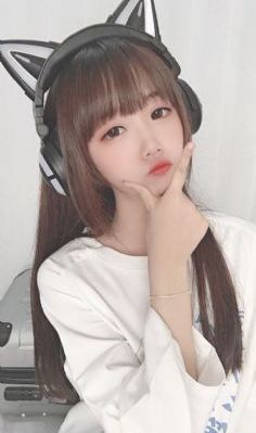 年轻的女演员_BD国语免费观看最新