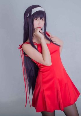 年轻的丝袜老师_4K动漫免费观看